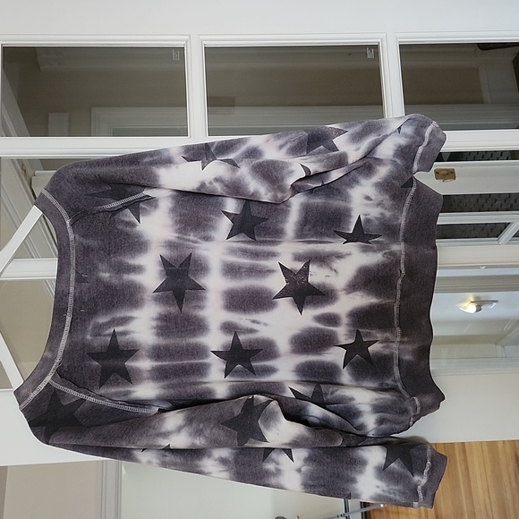 Oversized Sweatshirt - Picture 1 of 6